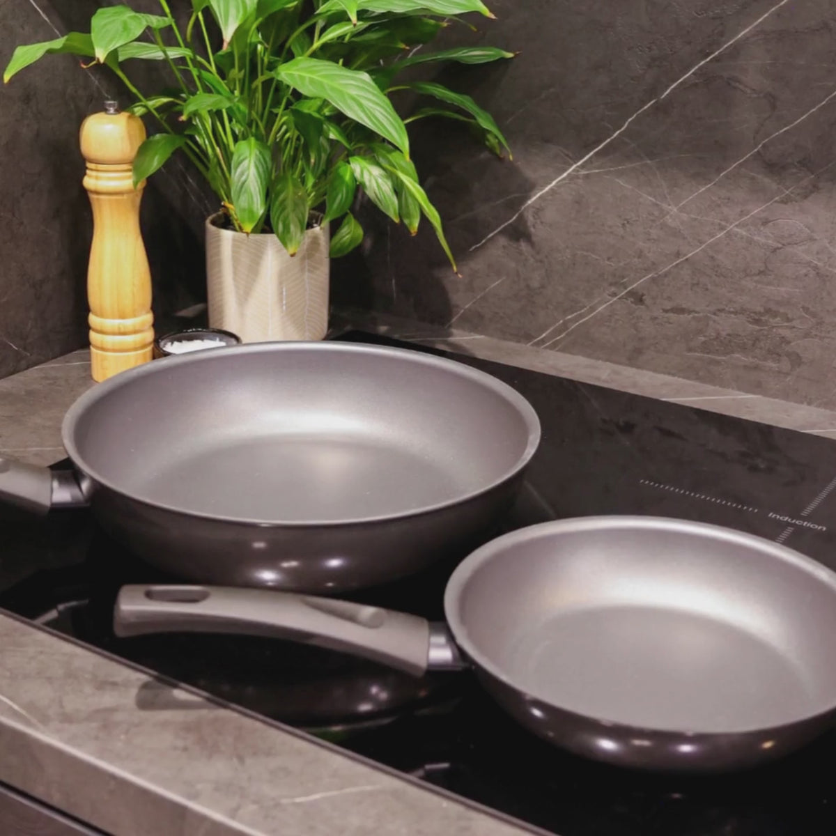 RACO Everyday Essentials range video – RACO Everyday Essentials Nonstick Induction Deep Open Frypan 32cm With Helper Handle